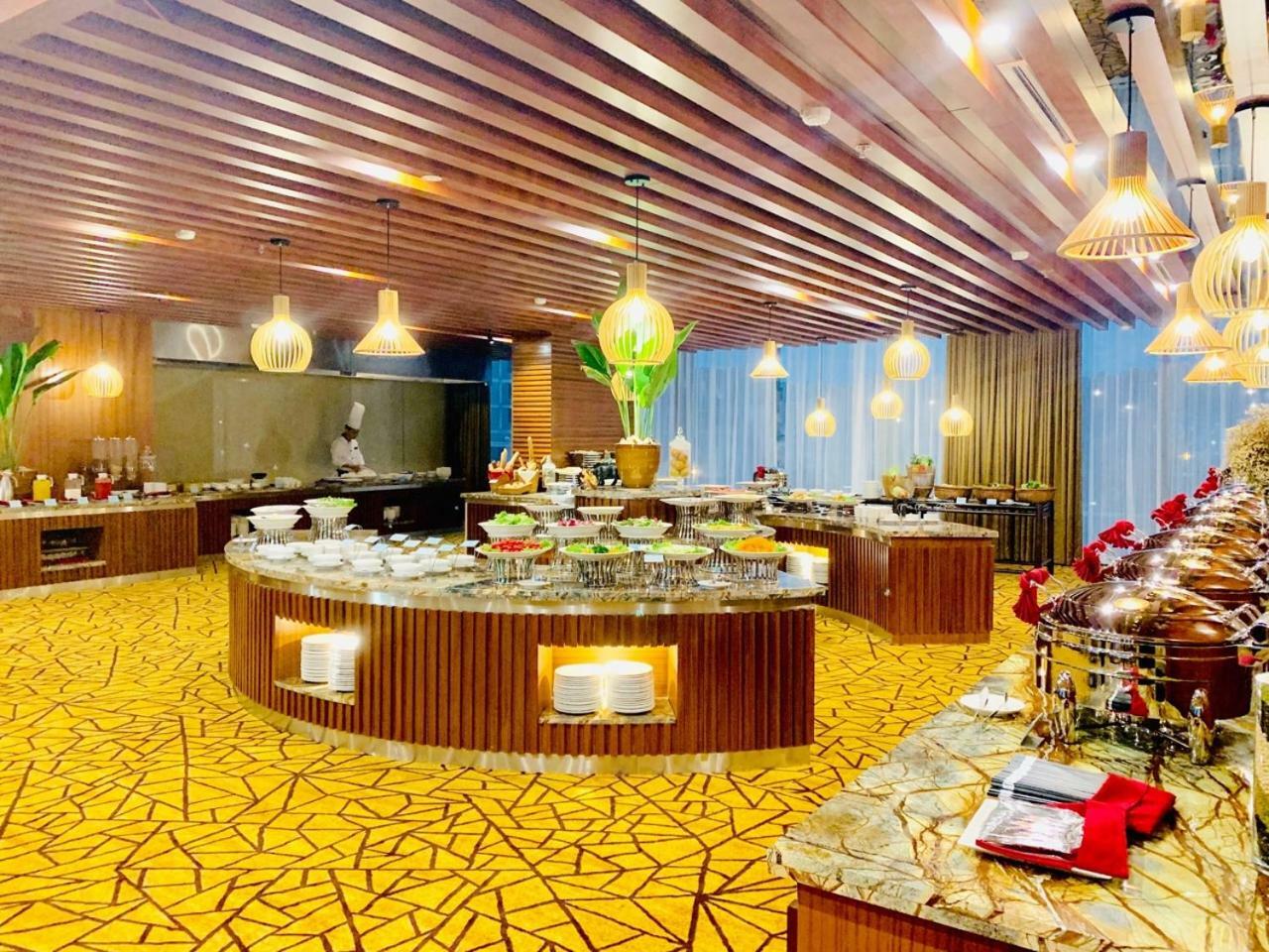 Central Luxury Ha Long Hotel Exterior photo