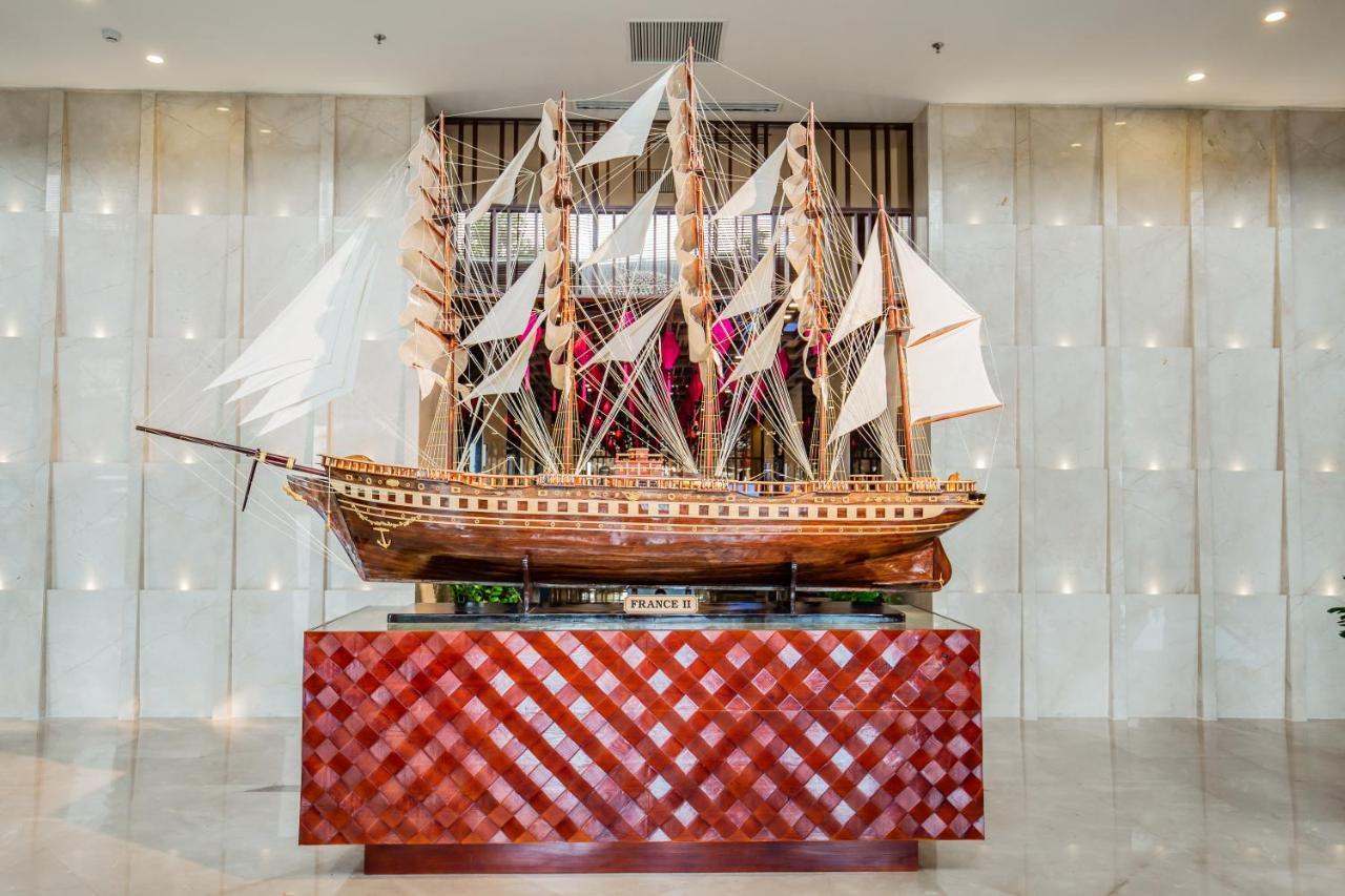 Central Luxury Ha Long Hotel Exterior photo